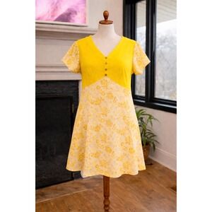 Vintage Yellow Empire Waist Dress • Mod A-Line Flutter Sleeve Retro Spring